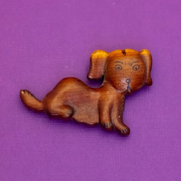 Vintage Wooden Puppy Dog Adorable 1945 Brooch - V24 - Picture 1 of 2